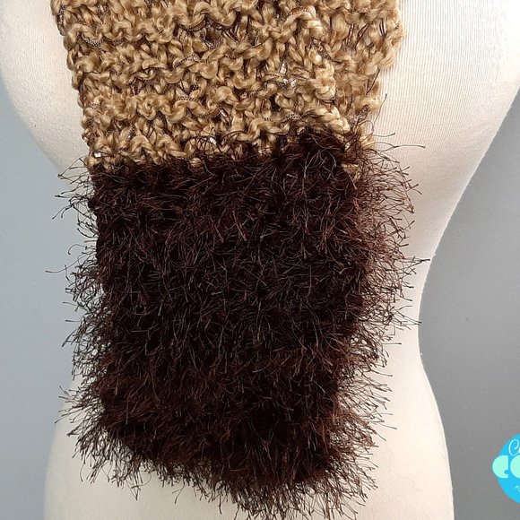Star Wars Chewbacca 16 inch Plush Wookie and matcing handmade yarn scarf giftset - Picture 3 of 7